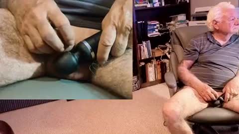 Snapshot of tlc_dude chatting on 07-28-26, 05:58 TLC dude online show from 07-28-26, 05:58