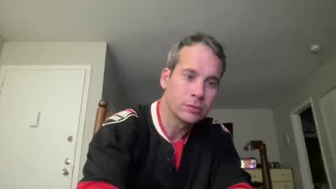 Snapshot of tleigh24 chatting on 03-09-25, 02:39 tleigh24 online show from 03-09-25, 02:39