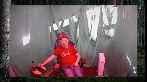 Snapshot of tmosmun chatting on 11-01-25, 10:01 Tim online show from 11-01-25, 10:01