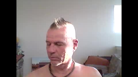 Snapshot of tnash24 chatting on 01-25-25, 11:22 tx46m online show from 01-25-25, 11:22