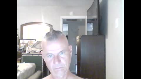 Snapshot of tnash24 chatting on 09-29-25, 11:31 tx46m online show from 09-29-25, 11:31