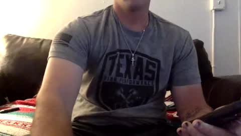 Snapshot of tnich28 chatting on 11-28-25, 02:20 tnich28 online show from 11-28-25, 02:20