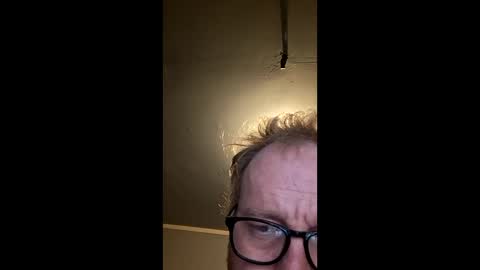 Snapshot of todd25697 chatting on 01-12-26, 04:07 todd25697 online show from 01-12-26, 04:07