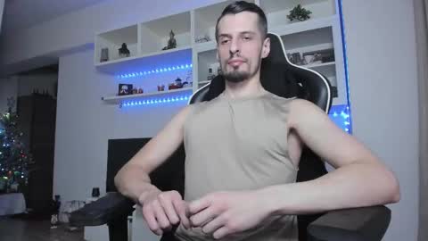 Snapshot of toddclaytonn chatting on 01-06-26, 06:22 Todd online show from 01-06-26, 06:22