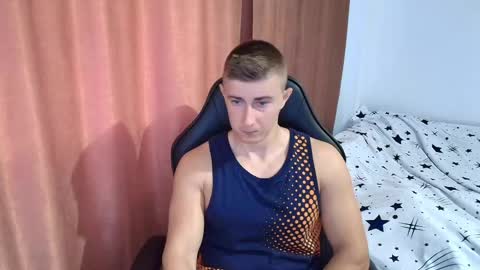 todhorny987 online show from 04-06-26, 08:26