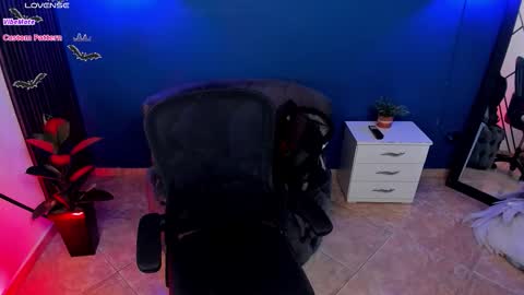 todoroki_g online show from 10-24-25, 12:12