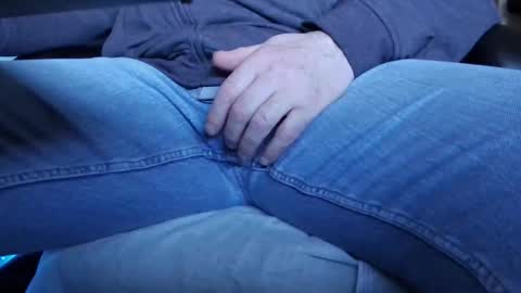 Snapshot of tolon408472 chatting on 11-11-25, 02:50 tolon408472 online show from 11-11-25, 02:50