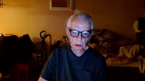 tom112292014 online show from 10-08-25, 02:09