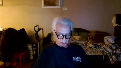 tom112292014 online show from 11-02-25, 08:33