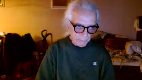 tom112292014 online show from 11-11-25, 04:56