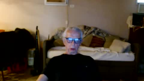 Snapshot of tom112292014 chatting on 06-11-26, 06:06 tom112292014 online show from 06-11-26, 06:06