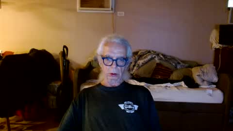 Snapshot of tom112292014 chatting on 06-23-26, 12:14 tom112292014 online show from 06-23-26, 12:14