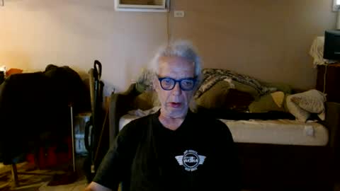 Snapshot of tom112292014 chatting on 06-30-26, 12:28 tom112292014 online show from 06-30-26, 12:28