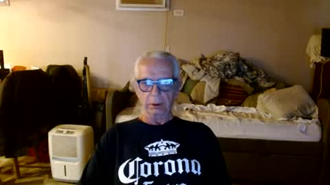 Snapshot of tom112292014 chatting on 07-07-26, 09:52 tom112292014 online show from 07-07-26, 09:52