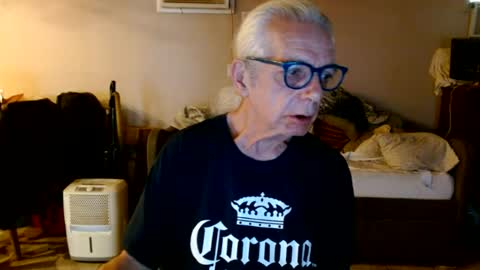 Snapshot of tom112292014 chatting on 07-12-26, 10:23 tom112292014 online show from 07-12-26, 10:23