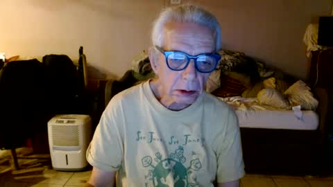 Snapshot of tom112292014 chatting on 07-14-26, 10:32 tom112292014 online show from 07-14-26, 10:32