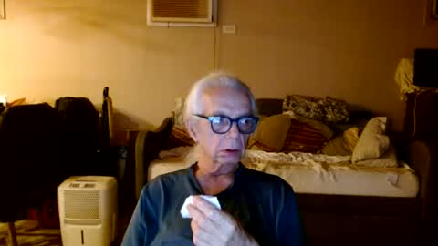 Snapshot of tom112292014 chatting on 07-17-26, 01:12 tom112292014 online show from 07-17-26, 01:12