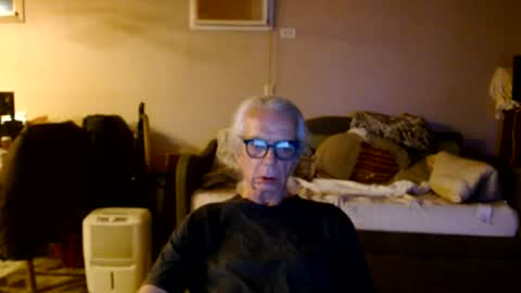 Snapshot of tom112292014 chatting on 08-01-26, 12:21 tom112292014 online show from 08-01-26, 12:21