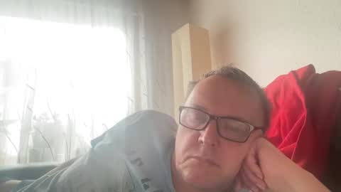 Snapshot of tom6644 chatting on 02-16-25, 11:05 Tom online show from 02-16-25, 11:05