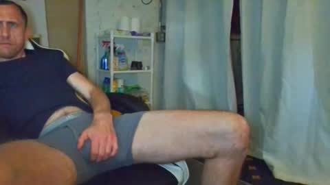 Snapshot of tom6801 chatting on 04-06-26, 01:01 Tom online show from 04-06-26, 01:01