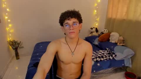 Tom Blue online show from 11-07-25, 03:23