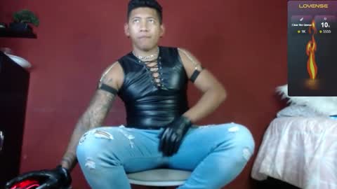 Tom online show from 02-19-25, 02:33