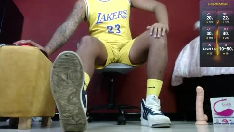 Tom online show from 02-19-25, 08:10