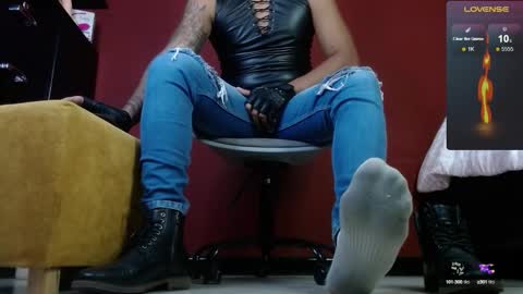 Tom online show from 02-21-25, 11:01