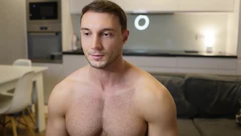 Tom online show from 11-17-25, 06:19