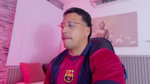 Tom muscle1 online show from 03-07-26, 12:02