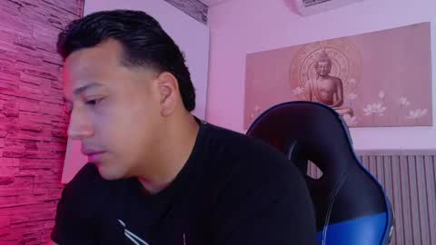 Tom muscle1 online show from 04-25-26, 11:46