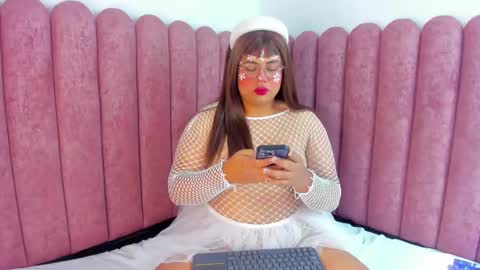 Snapshot of tom_silver_ chatting on 01-19-25, 12:06 Tom Silver online show from 01-19-25, 12:06