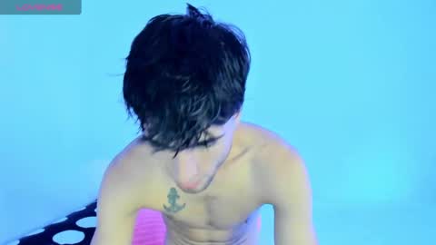 Snapshot of tom_walton chatting on 02-28-25, 11:01 tom online show from 02-28-25, 11:01