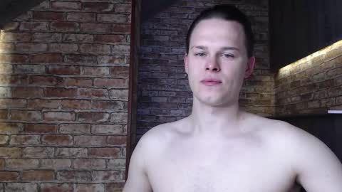 Tom online show from 10-18-25, 08:37