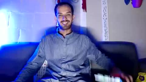 tomas gerauld. make me happy with 10000 tokens online show from 01-15-25, 03:00