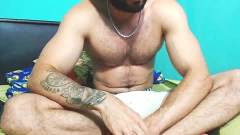 Snapshot of tomas_wolfk chatting on 01-09-25, 02:18 Andres. online show from 01-09-25, 02:18