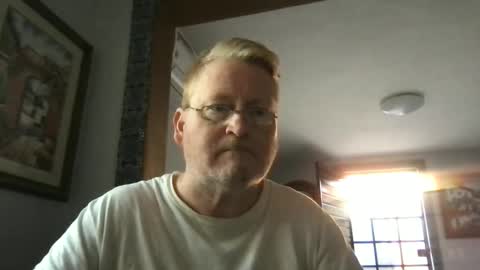 Snapshot of tomascausa chatting on 01-07-25, 03:23 Hola online show from 01-07-25, 03:23