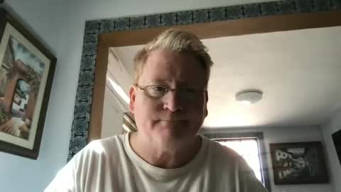 Snapshot of tomascausa chatting on 01-29-25, 09:39 Hola online show from 01-29-25, 09:39