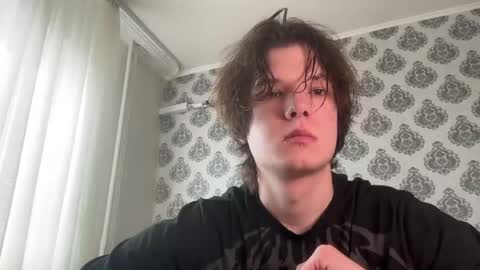 Snapshot of tomassdickpick chatting on 05-12-26, 07:27 Tomas online show from 05-12-26, 07:27