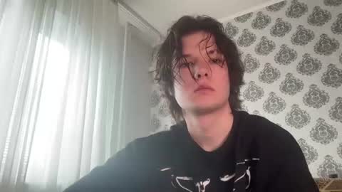 Snapshot of tomassdickpick chatting on 06-13-26, 07:17 Tomas online show from 06-13-26, 07:17