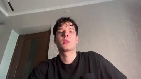 Snapshot of tomassdickpick chatting on 07-06-26, 03:25 Tomas online show from 07-06-26, 03:25