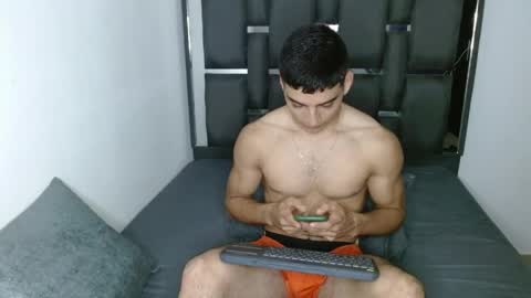 tomaz_18 online show from 04-03-26, 12:52