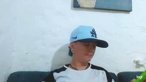 Blue online show from 03-05-25, 07:38