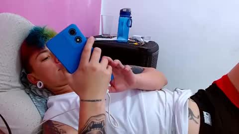 Blue online show from 09-30-25, 08:14