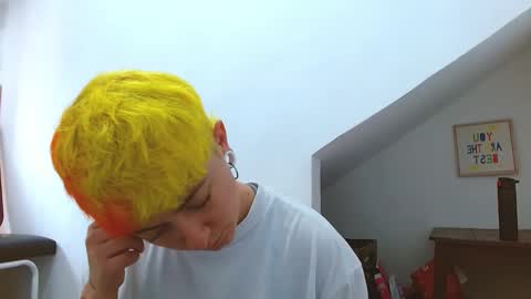 Blue online show from 12-21-25, 03:08