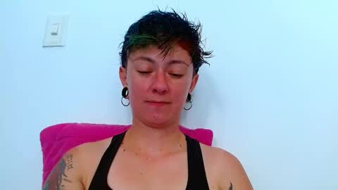 Blue online show from 04-22-26, 06:31