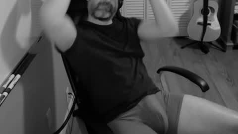 tombrockmoen2 online show from 11-23-25, 05:51