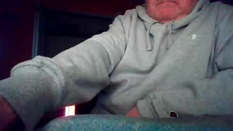 Snapshot of tomcat4848 chatting on 09-23-25, 01:08 tomcat4848 online show from 09-23-25, 01:08