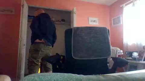 Snapshot of tomcat4848 chatting on 11-14-25, 05:55 tomcat4848 online show from 11-14-25, 05:55