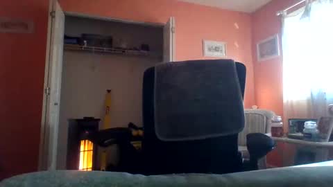 Snapshot of tomcat4848 chatting on 11-20-25, 05:56 tomcat4848 online show from 11-20-25, 05:56